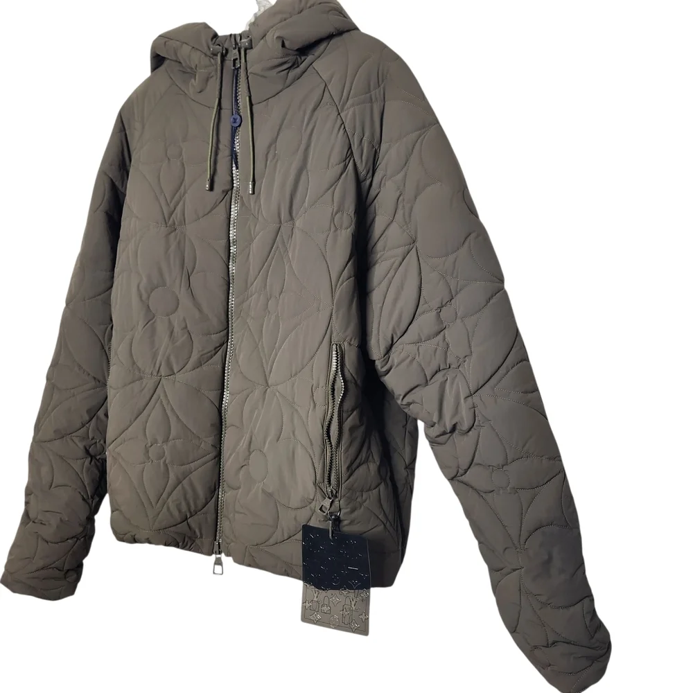 Louis Vuitton Authentic  LVSE Flower Quilted Jacket 46 kaki foncé